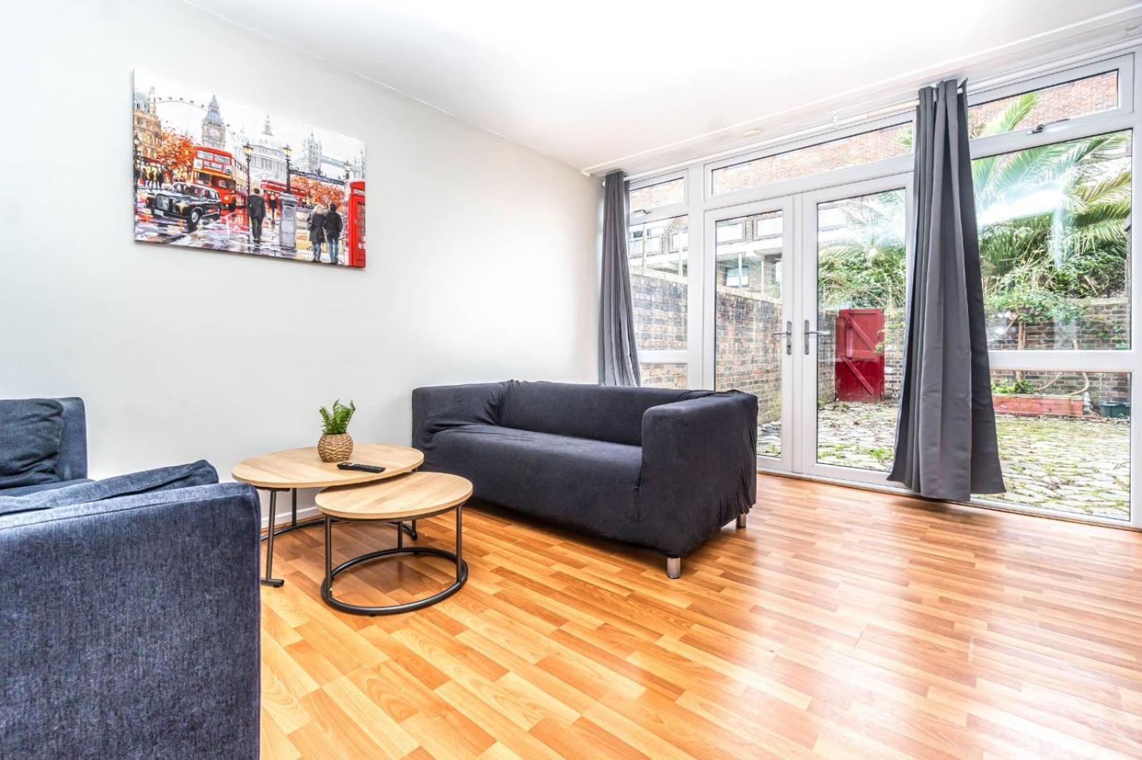 Bright Guest House In Hackney Londra Dış mekan fotoğraf