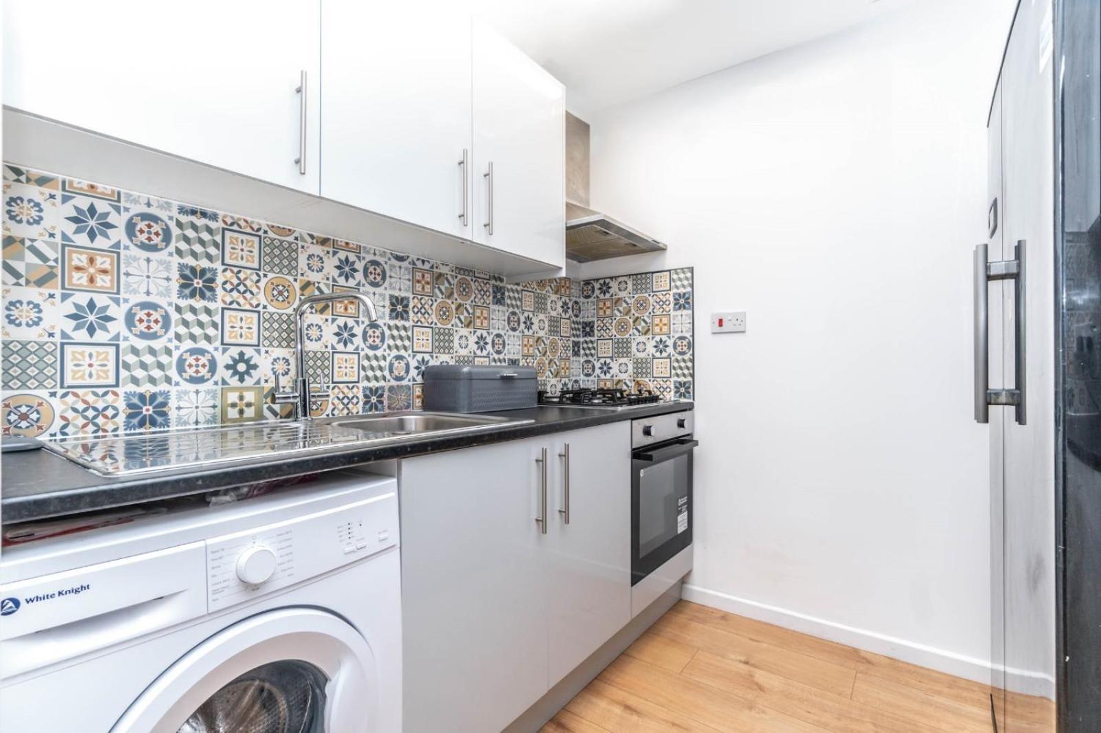 Bright Guest House In Hackney Londra Dış mekan fotoğraf